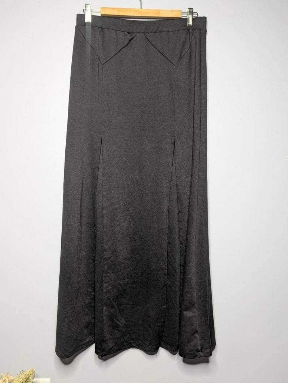 Vintage Y2K Lily White Black Paneled High-Slit Maxi Skirt Size L